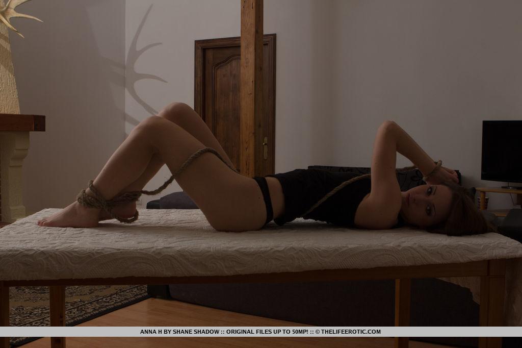 Erotic model Anna H strips and masturbates on a massage table #60859573