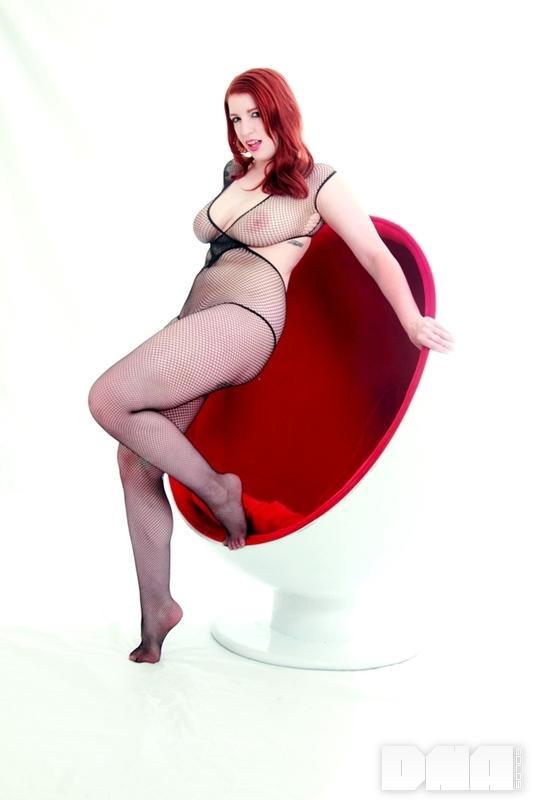 Busty redhead pinup Selina Kyl shows off her sexy curves #61944658