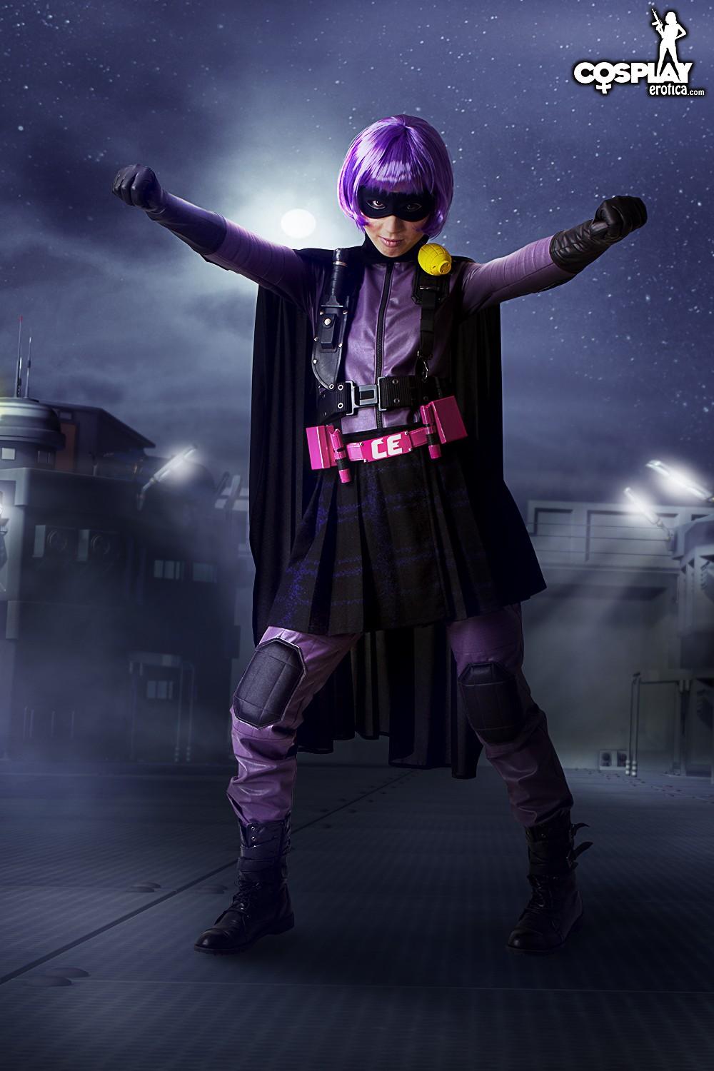Beautiful cosplayer Stacy dresses up as Hit Girl #60007729