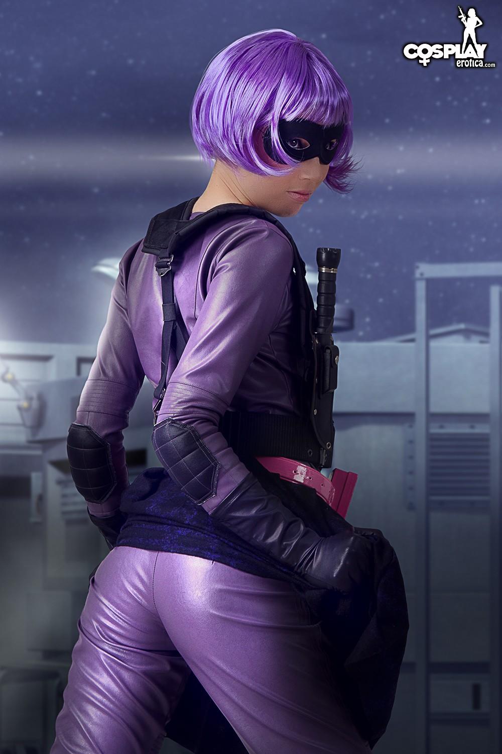 Beautiful cosplayer Stacy dresses up as Hit Girl #60007735