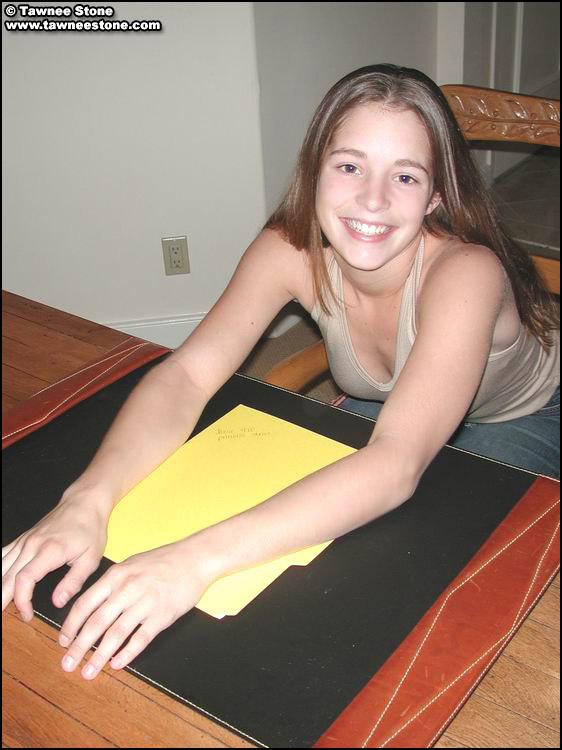 Bilder von Teenager-Mädchen Tawnee Stein immer nackt nur für Sie
 #60062555