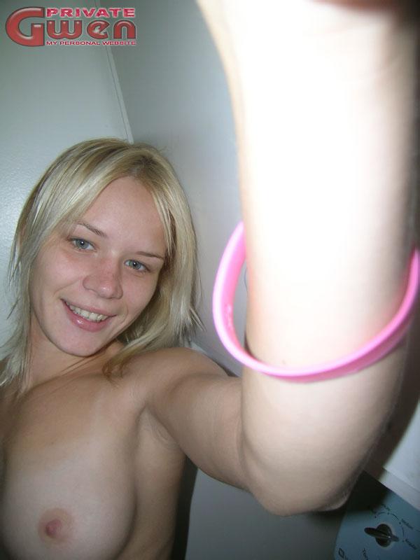 Self-shot pictures of Private Gwen in various places around her house #59840700