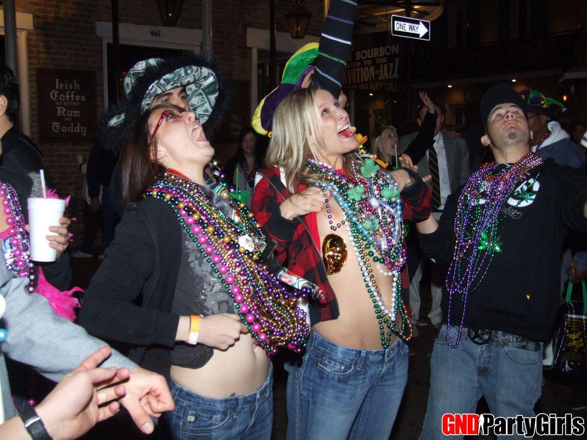 Pictures of drunk teen girls flashing #60506476