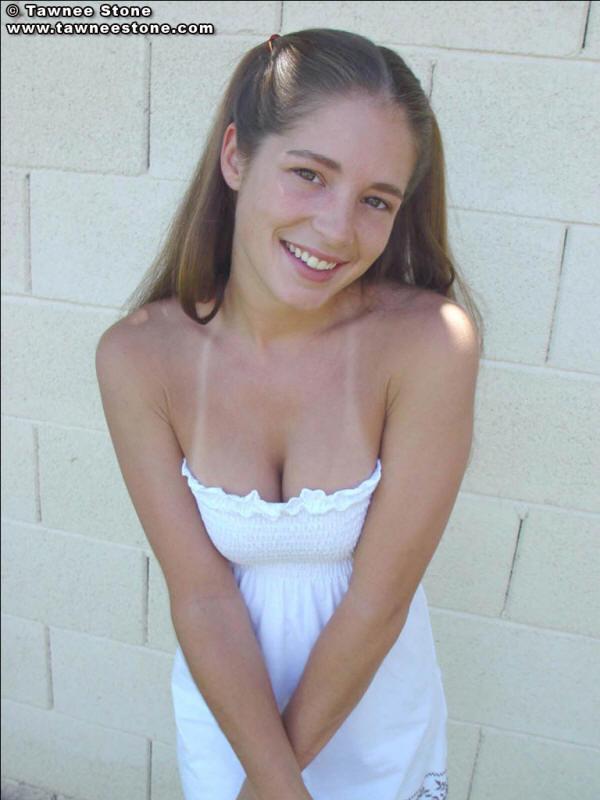 Tawnee stone photos d'adolescentes aux seins nus
 #60064772