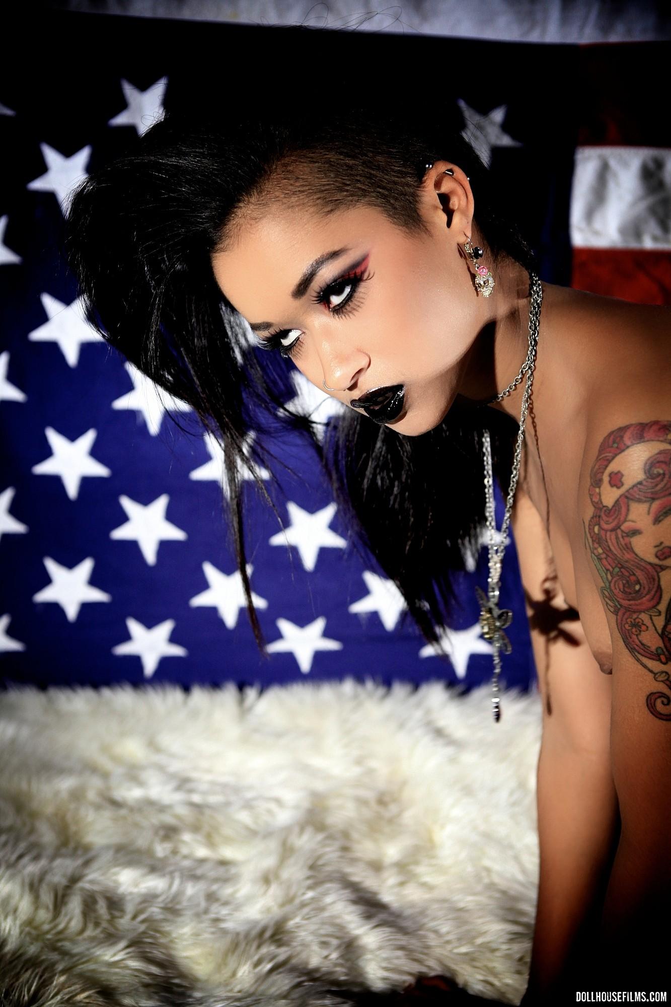 Il diamante di pelle è un sexy punk rock americano!
 #59977556