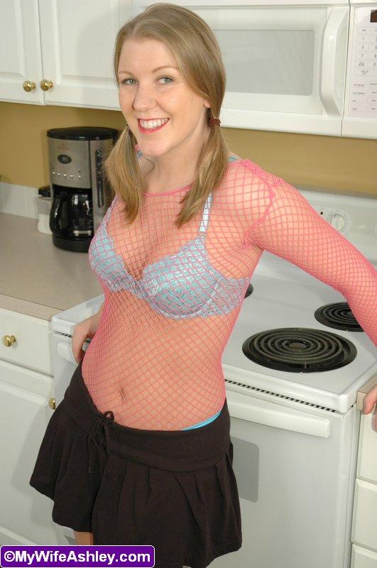 Pictures of Ashley Edmonds ready for sex in the kitchen #53327299