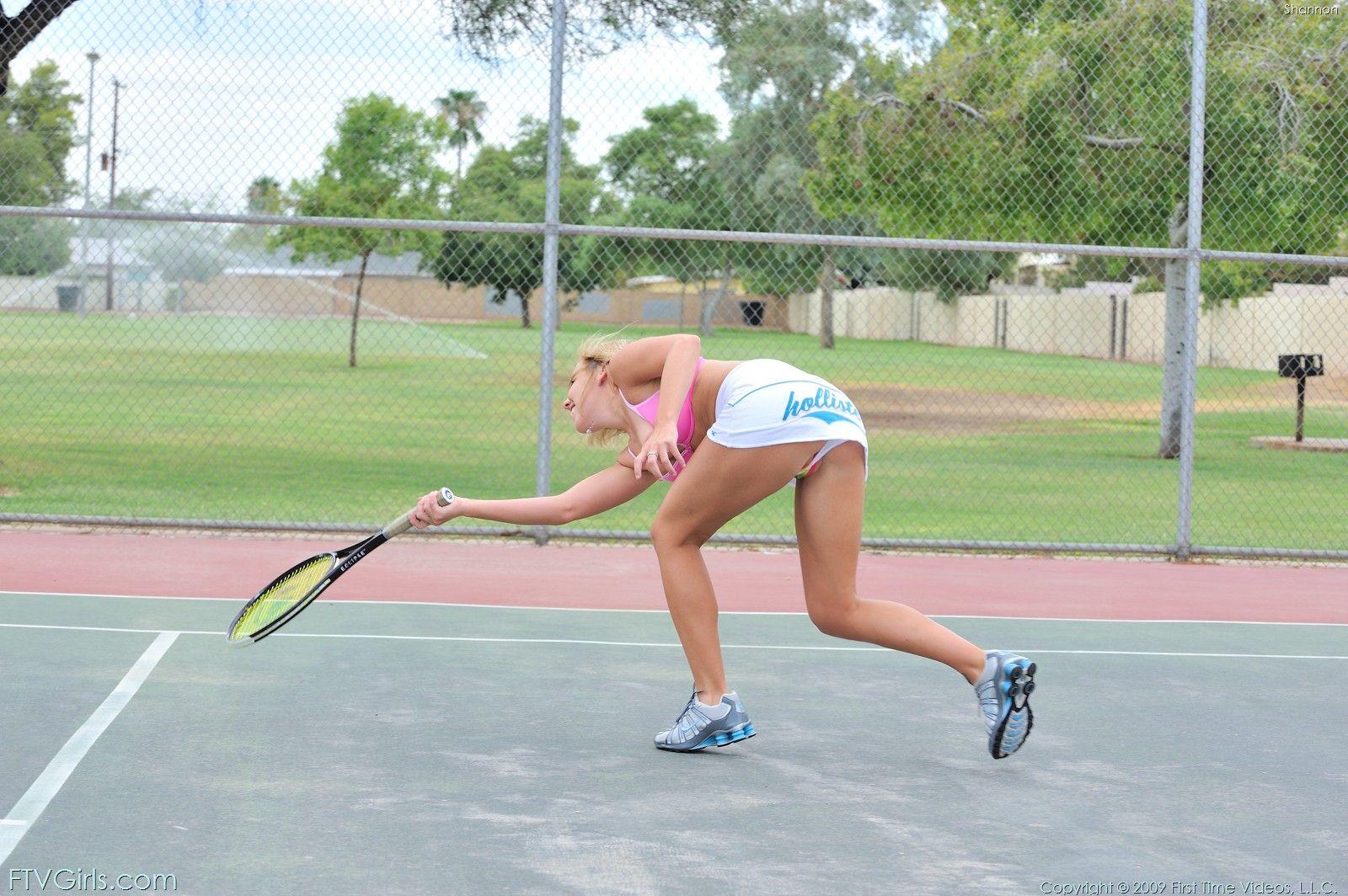 Pictures of Shannon playing an incredible game of tennis #59959577