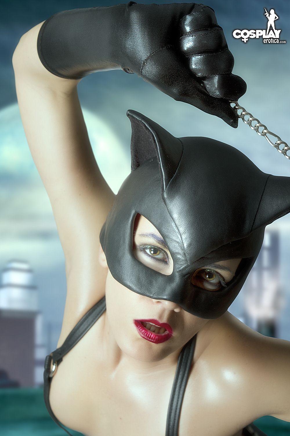 La cosplayer gogo vestida de catwoman
 #54560659