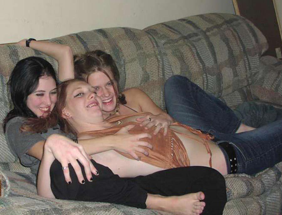 Bilder von heißen lesbischen Teens, die wild werden
 #60651608