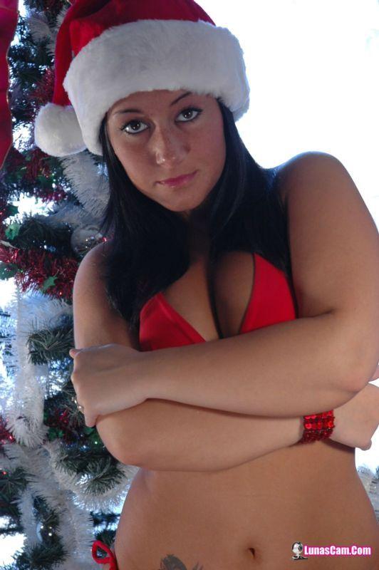 Photos de lunas cam vous offrant son cadeau de Noël
 #59138335