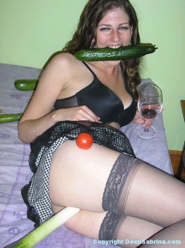 Pictures of Sabrina Deep fucking herself with vegetables #59886966