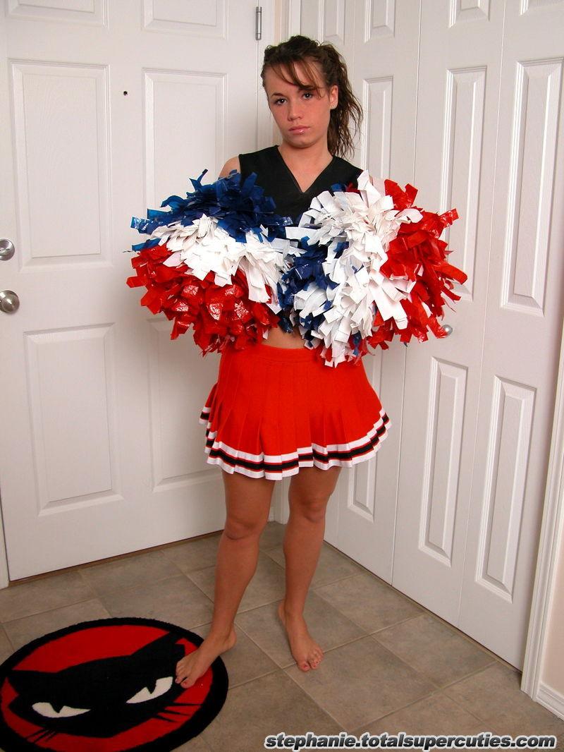 Pictures of a hot cheerleader giving you a tease #60012515