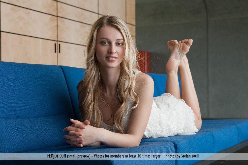Fotos de una chica impresionante con un buen rack totalmente desnuda para usted
 #60395932