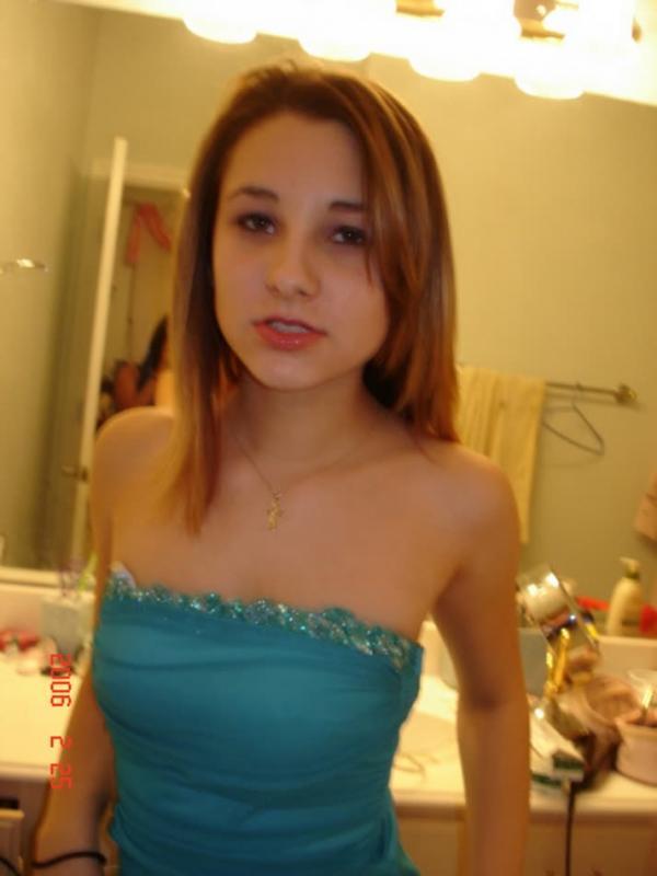 Sultry amateur coed teasing nel suo selfpics
 #60915031