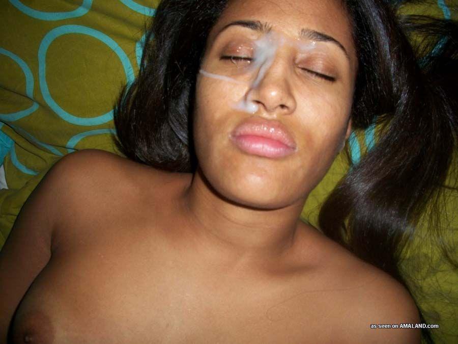 Immagini di una ragazza nera coperta di sperma
 #60519264