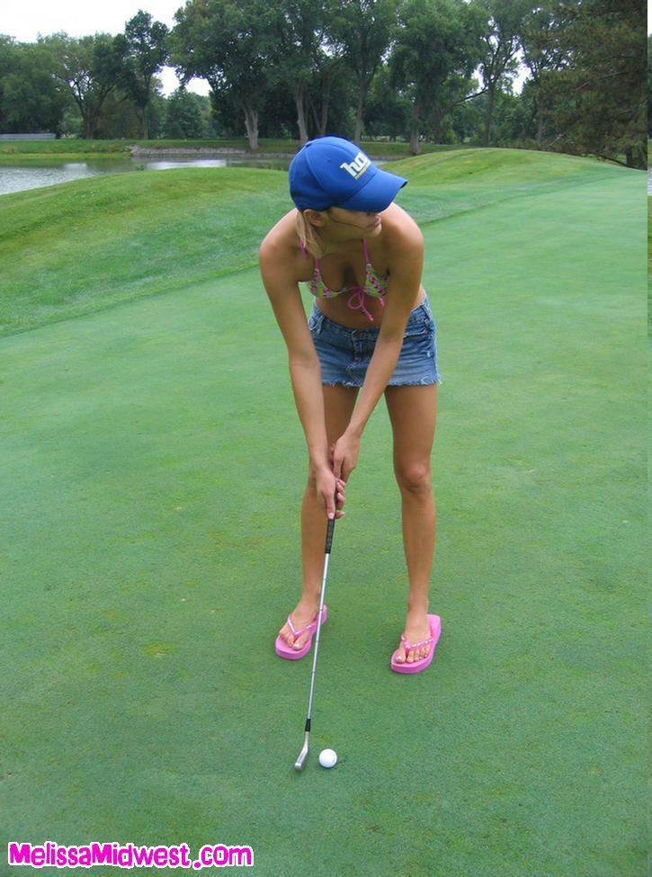 Pictures of Melissa Midwest playing one kinky game of golf #59491290