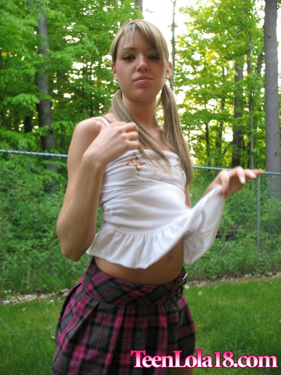 Pictures of a hot schoolgirl flashing outside #60080586
