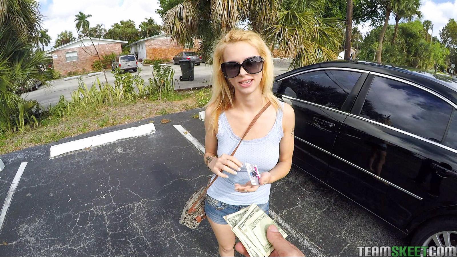 Busty blonde Lilli Dixon puts out in exchange for cash #58950604