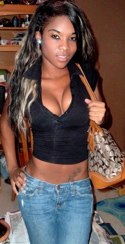 Ebony GF busts out of her outfits while flaunting her cleavage #60914227