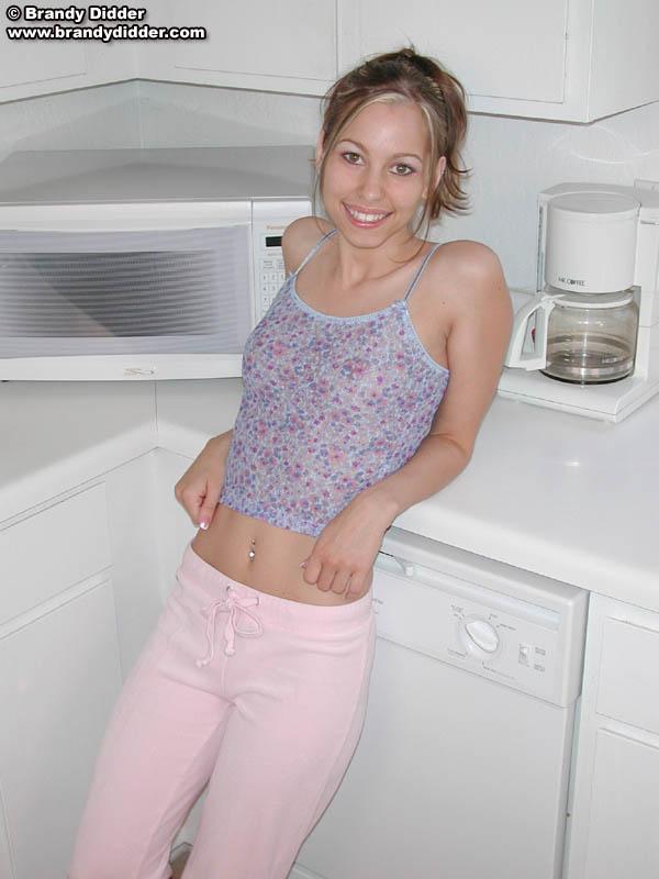 Pictures of teen Brandy Didder showing her tits in the kitchen #53482023