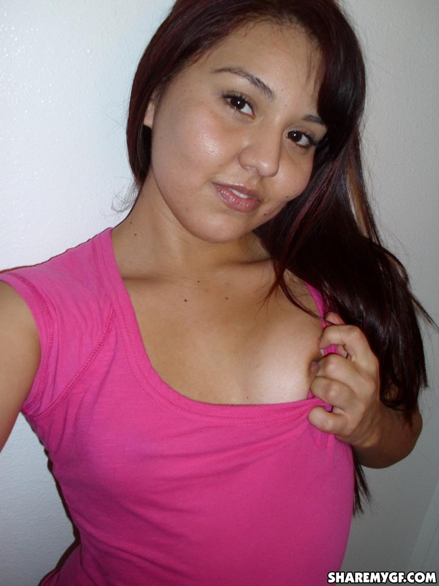 Amateur latina GF share some selfies of her nude body #60794558