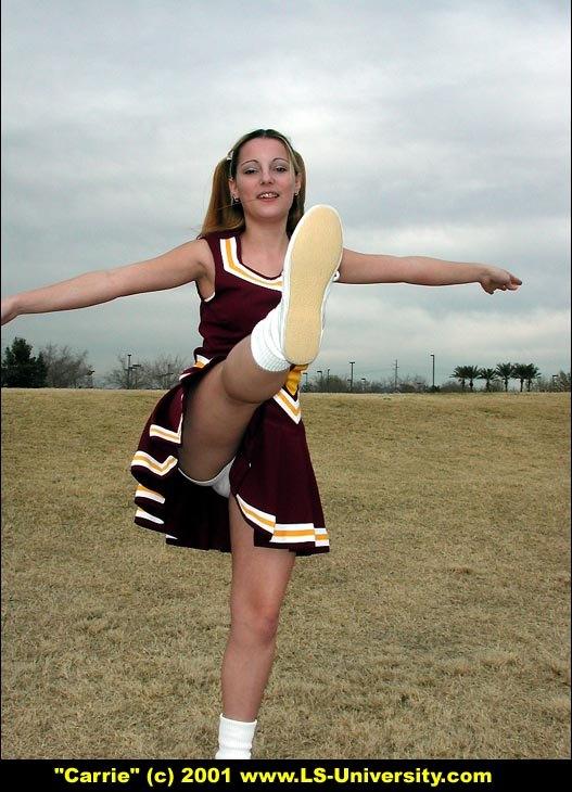 Pictures of a teen cheerleader flashing outside #60577336