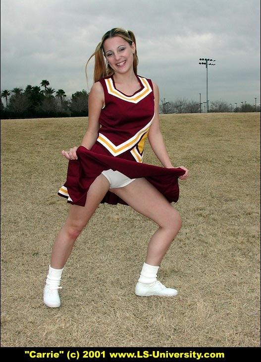 Pictures of a teen cheerleader flashing outside #60577506