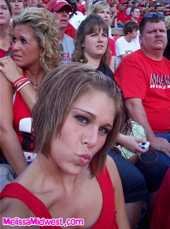 Pictures of teen Melissa Midwest flashing at a huskers game #59492049