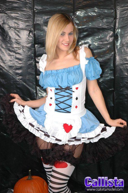 Pictures of Callista Model dressed as a hot fuckable Alice #53606709