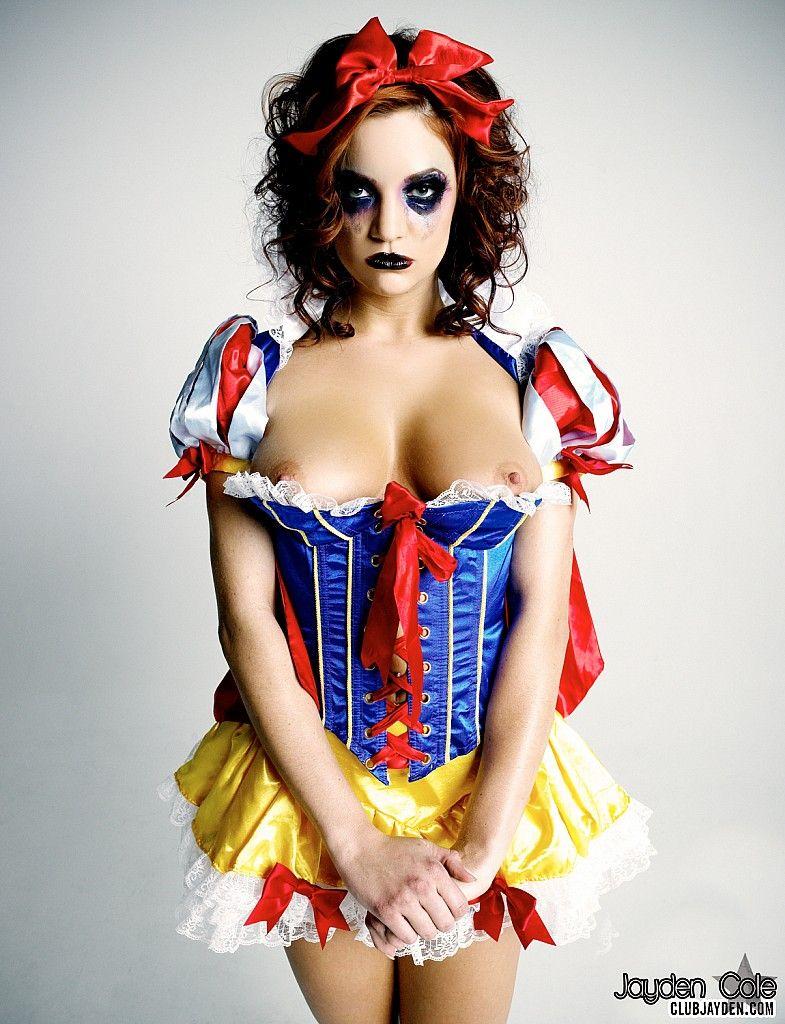 Pictures of Jayden Cole dressed as a gothic Snow White #55185193