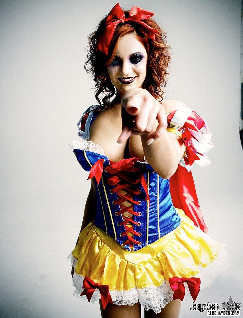 Pictures of Jayden Cole dressed as a gothic Snow White #55185477