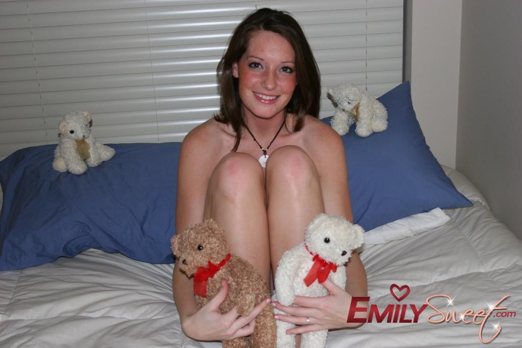 Pictures of Emily Sweet getting ready to spend a night in bed with you #54239026