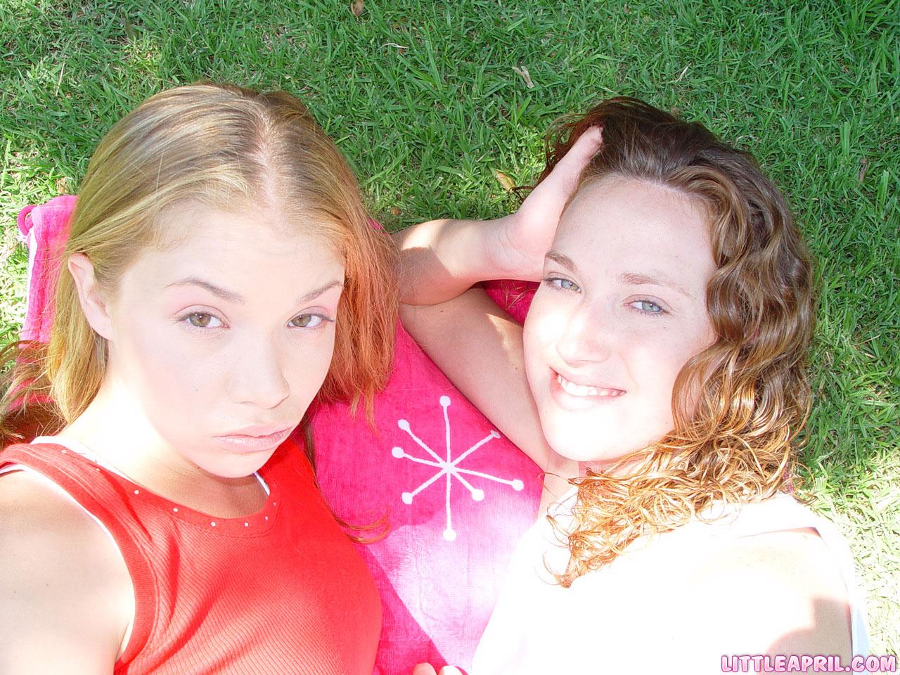 Pictures of two lesbian teens hanging out outside #58994064