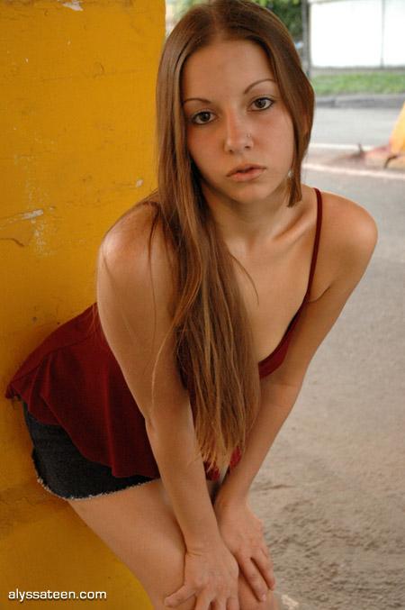 Pictures of teen model Alyssa Teen teasing with her cute face #53066219