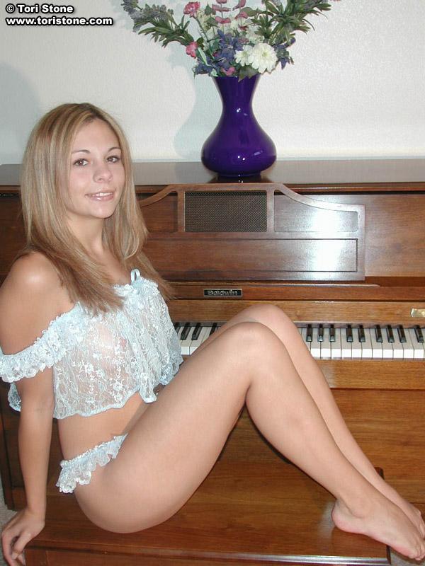 Tori gets naked and plays the piano #60108415