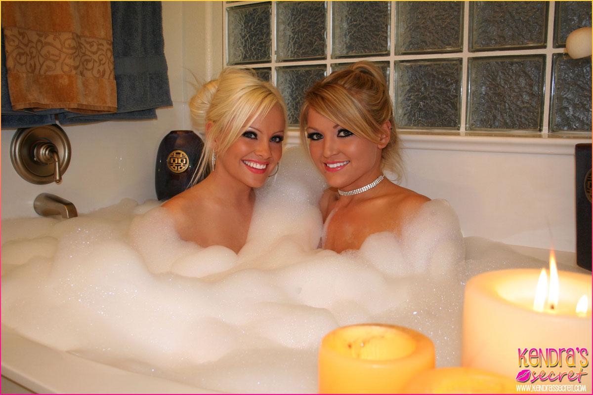 Pictures of teen Kendra\'s Secret taking a bath with her lesbian friend #58725212