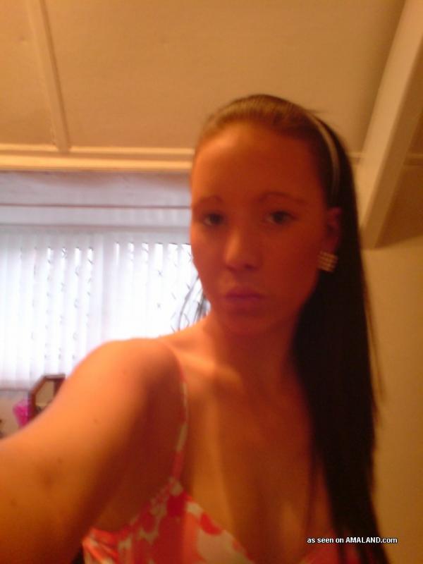 Picutres of a beautiful brunette girlfriend taking pics of herself #60713461