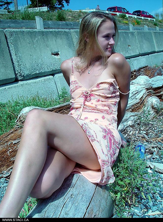 Pictures of teen cutie Staci.ca flashing outside #60005388