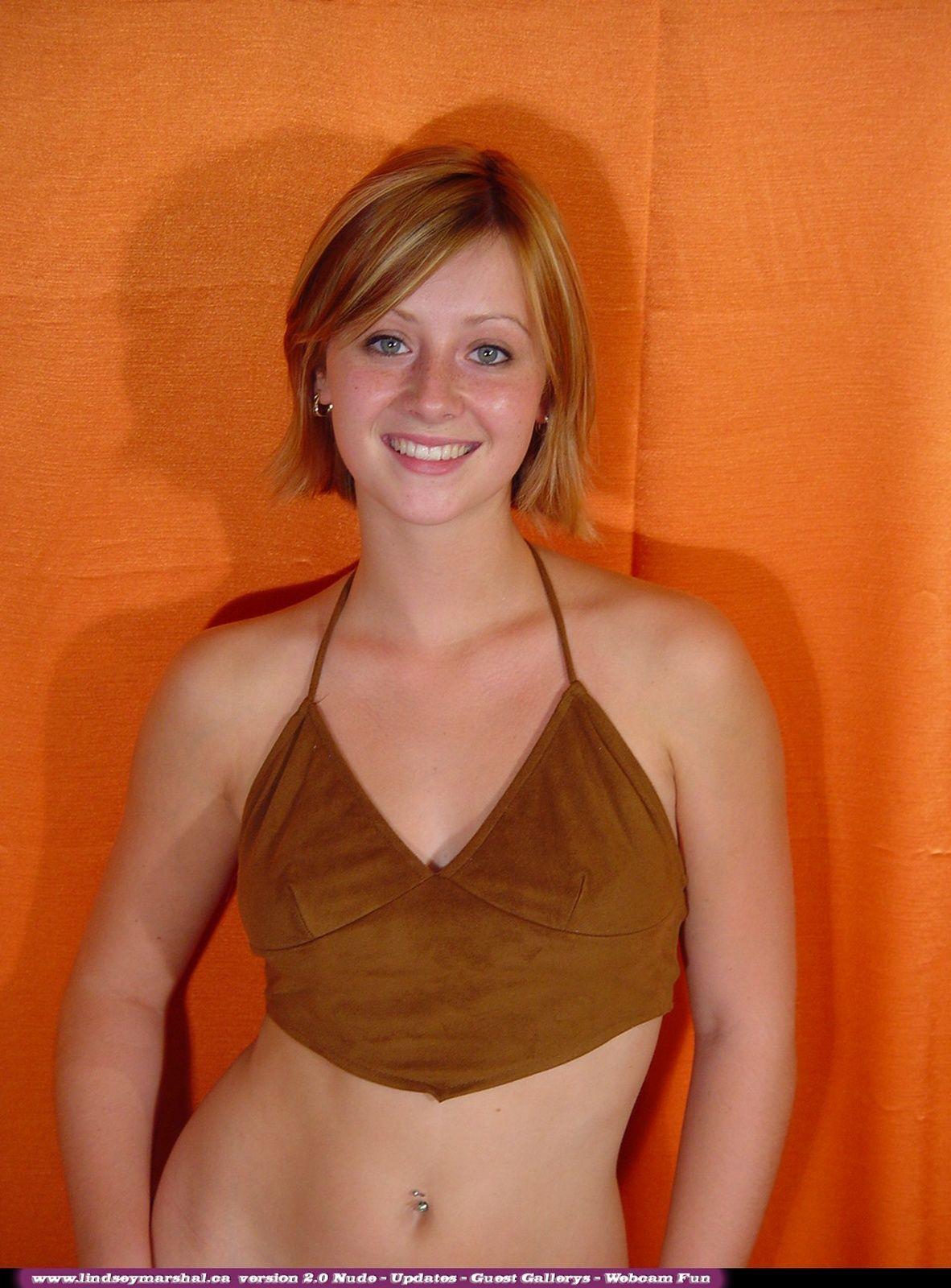 Immagini di modello giovane Lindsey Marshal spogliarsi completamente nudo
 #58973432