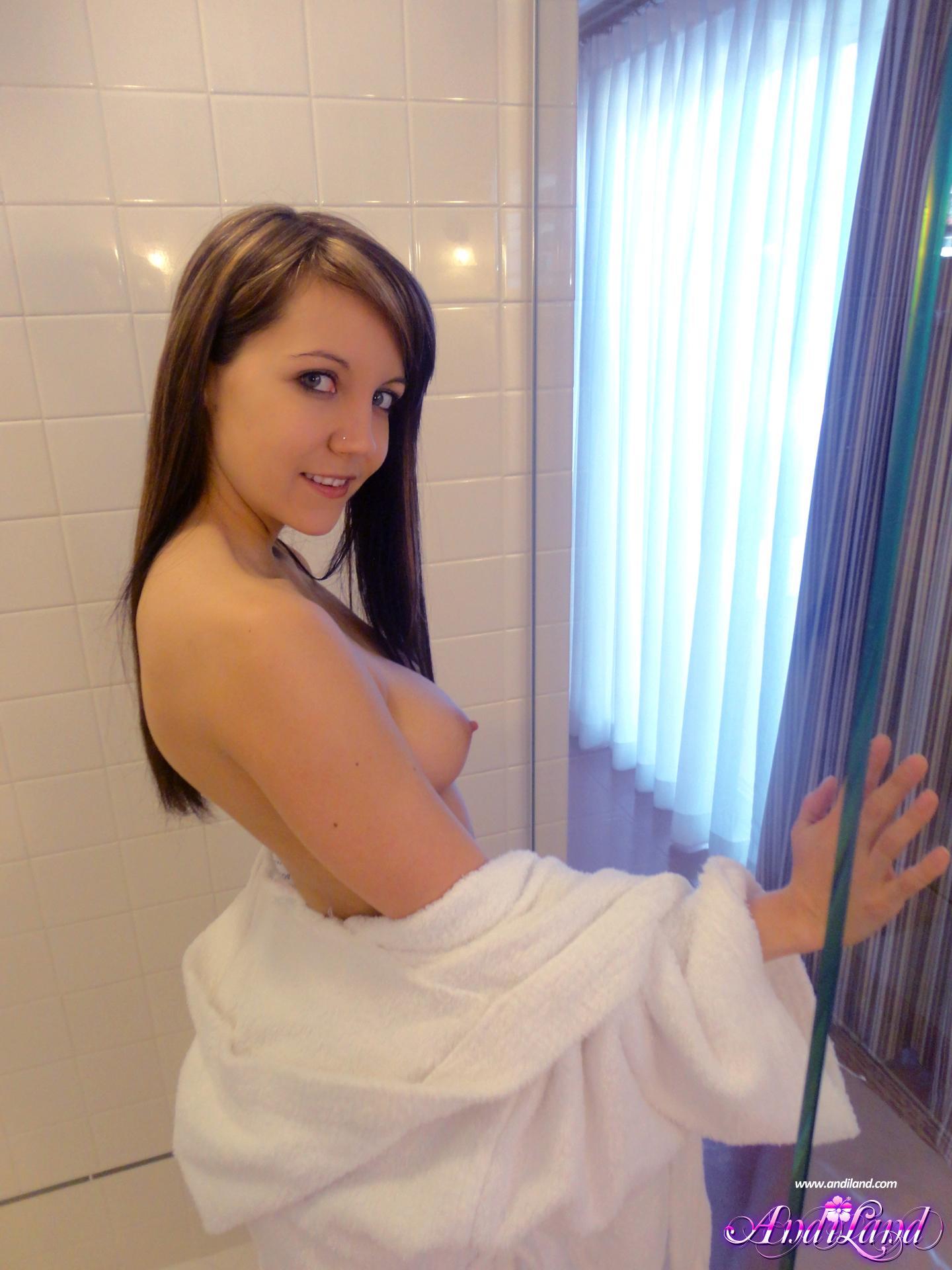 Hot teen girl Andi Land wants you to join her in the shower #53139823