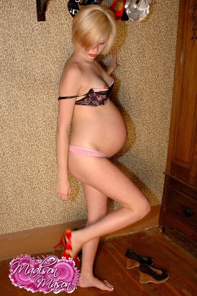 Pictures of teen babe Madison Mason showing off her pregnant body #59561245