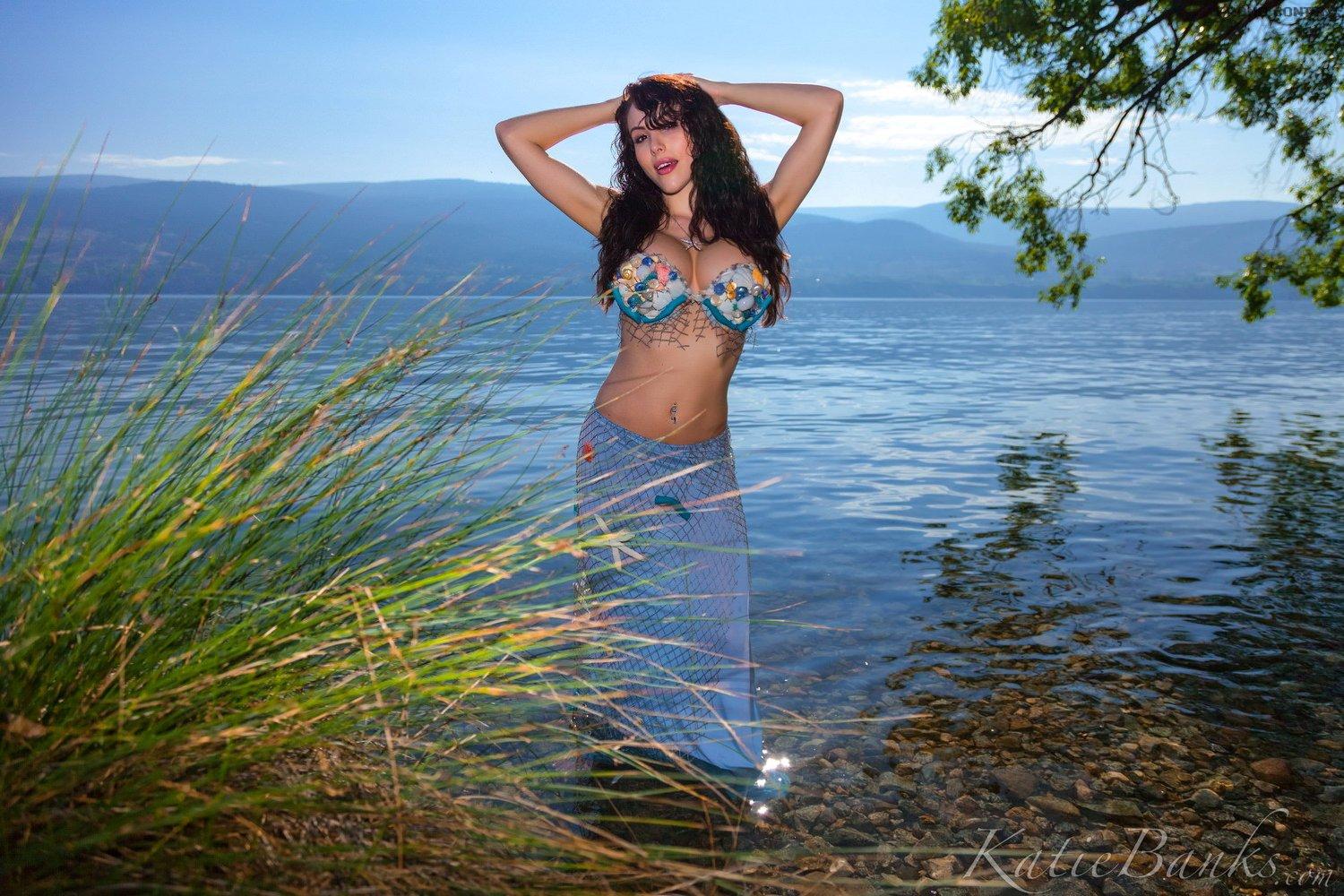 Bilder von katie banks gekleidet als Ihre sexy Fantasie Meerjungfrau
 #58098529