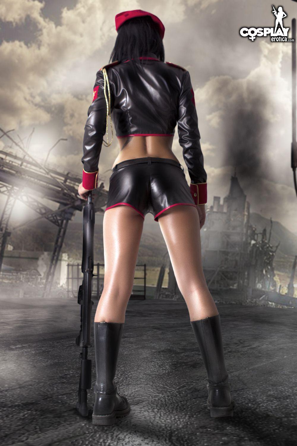 Pictures of cosplayer Mea Lee dressed as a soldier from Red Alert #59444406