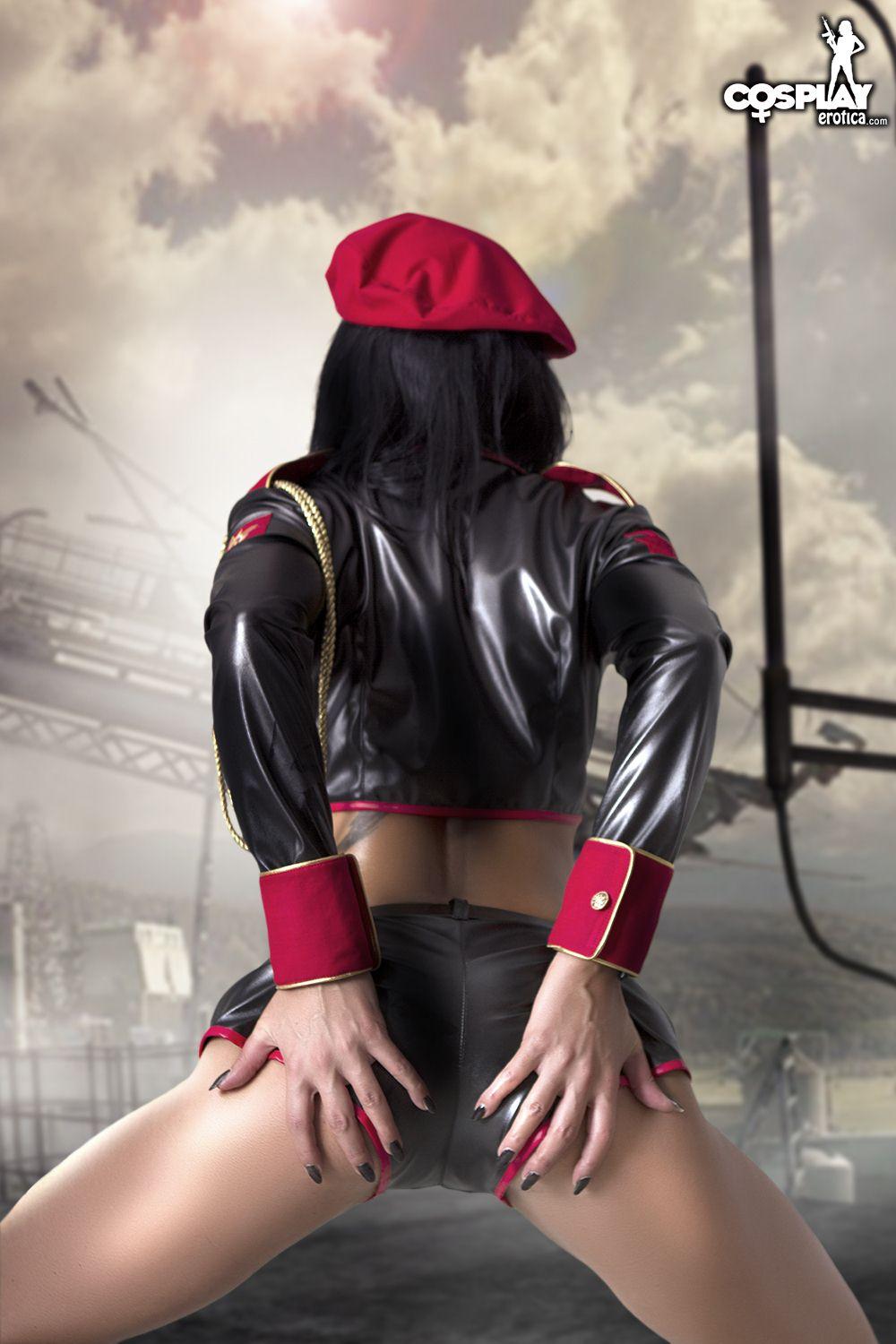 Pictures of cosplayer Mea Lee dressed as a soldier from Red Alert #59444459