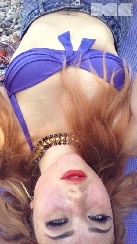 La joven rubia misha mayfair comparte algunos selfies calientes
 #61924028