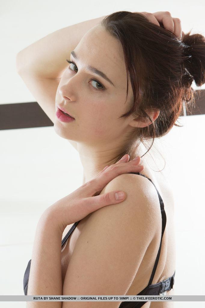 Brunette teen Ruta hops into the bath with you in "Emerald" #60855119