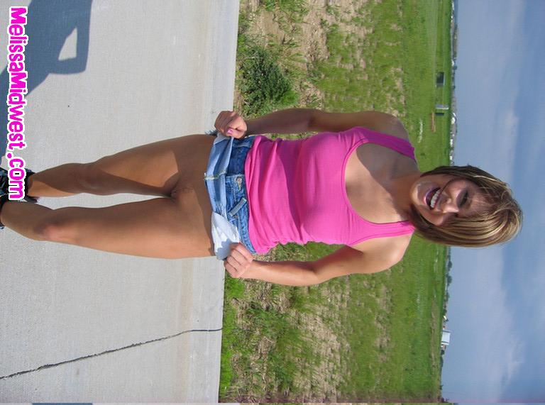 Pictures of Melissa Midwest rollerblading with no panties #59492937