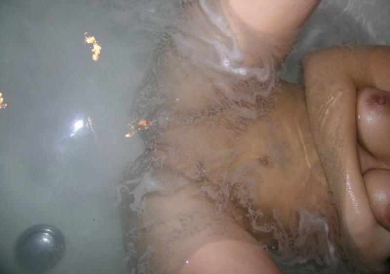 Blonde college hottie teases on cam in the hot tub #60710595