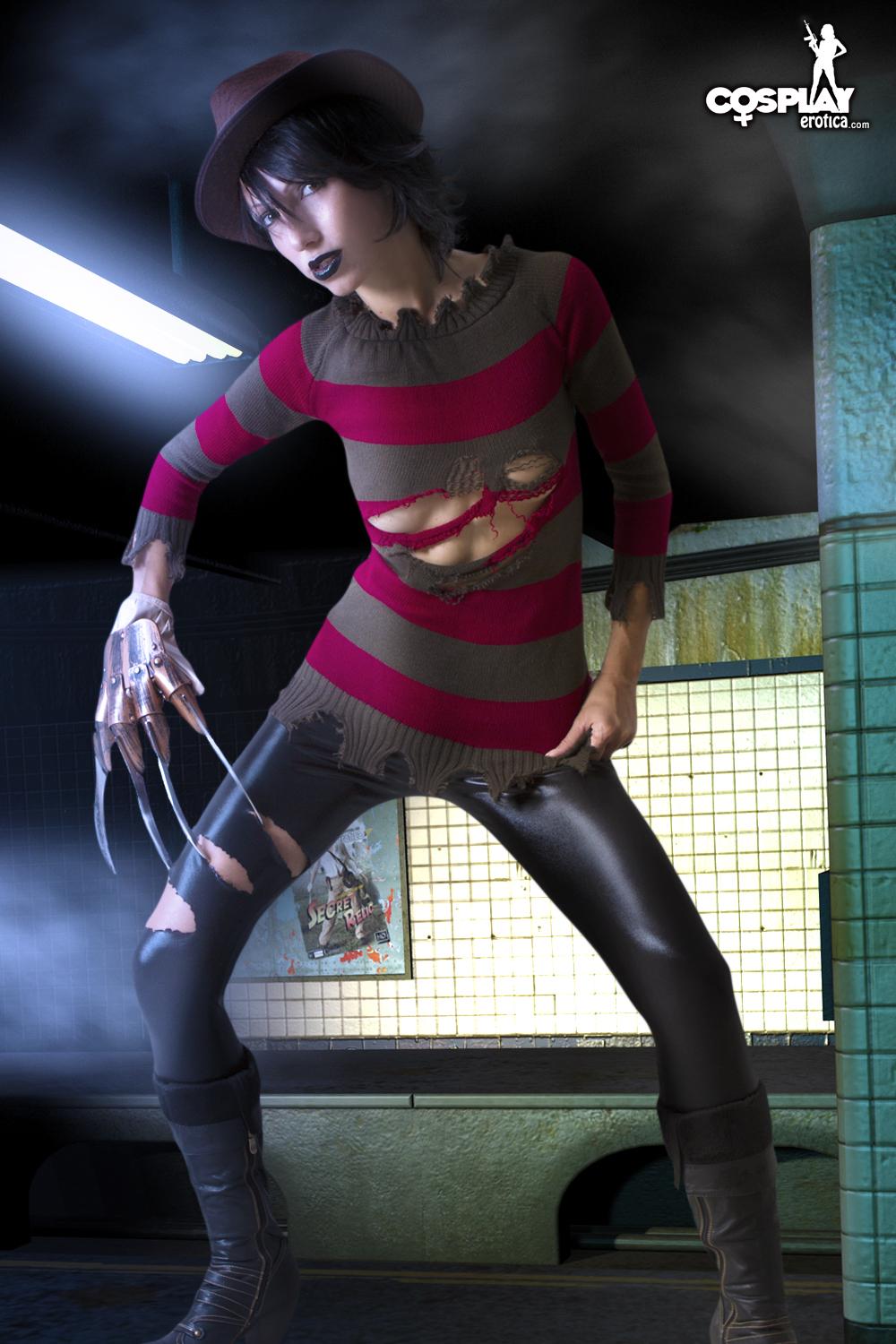 Cosplayer Angela is the sexiest Freddy Kreuger ever #53180207