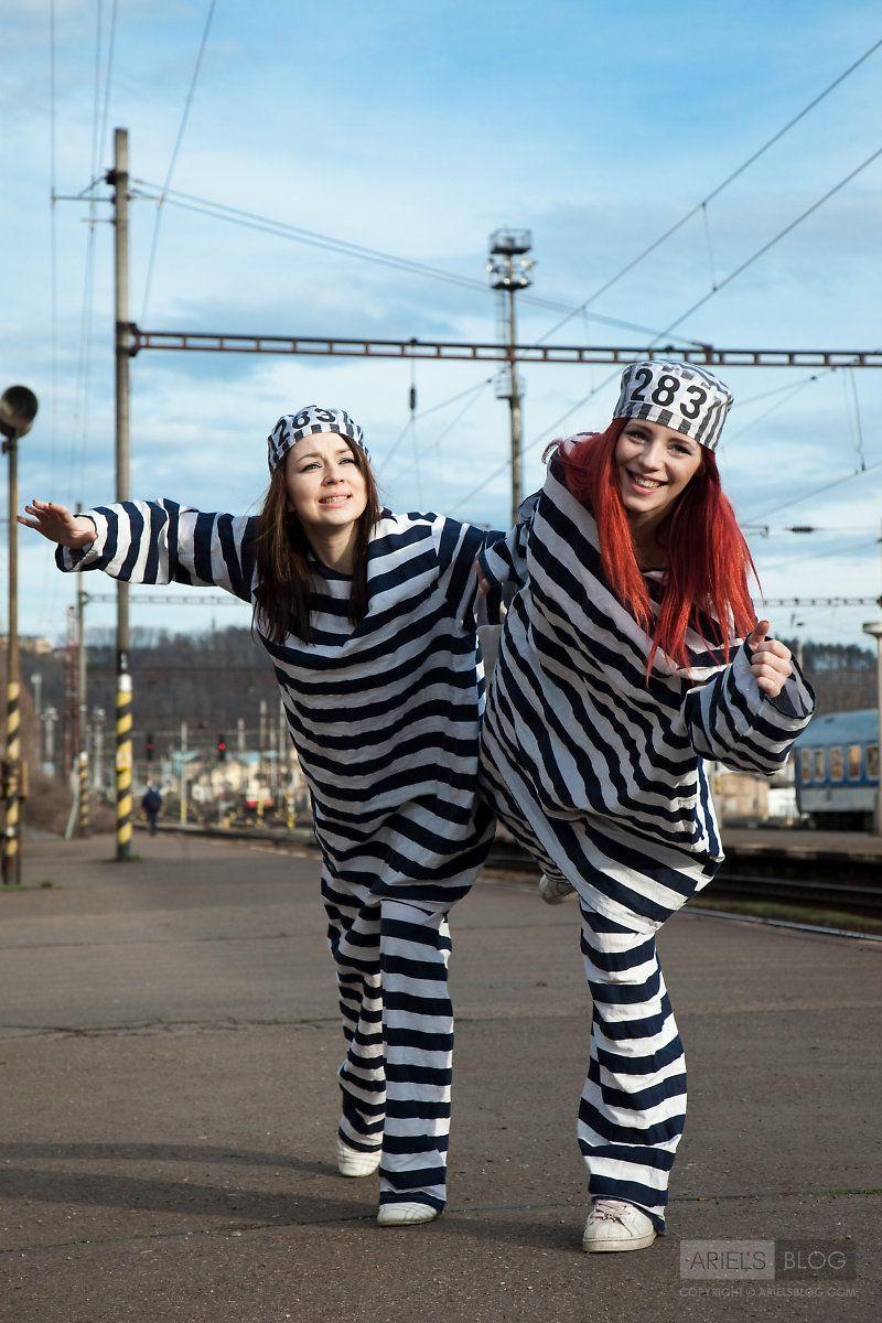 Pictures of Ariel escaping from prison with her friend #53285947